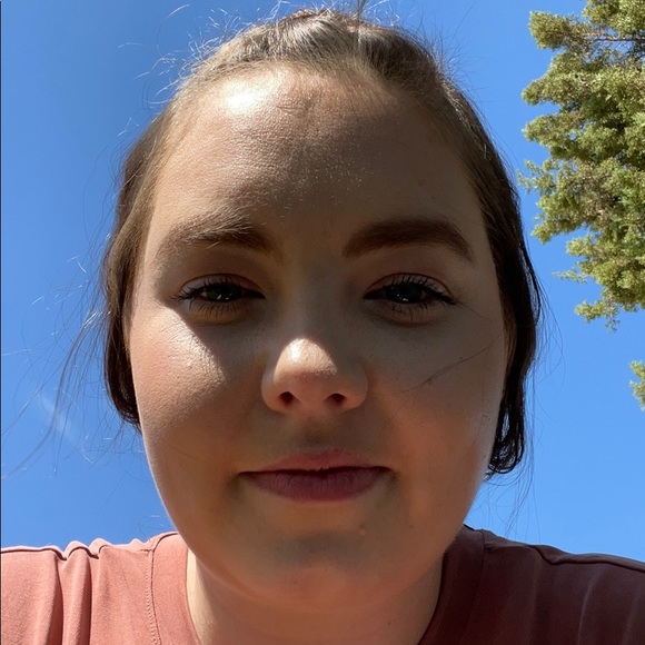 Meet your Posher, Ashley - Picture 1 of 1